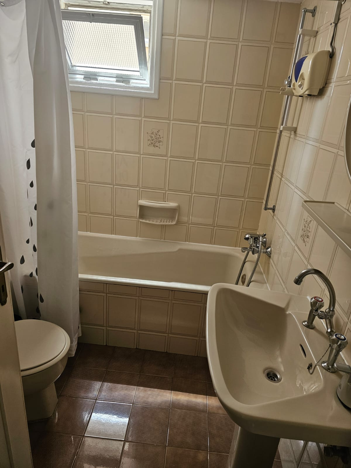 Apartment (Flat) in Finikoudes, Larnaca for Sale