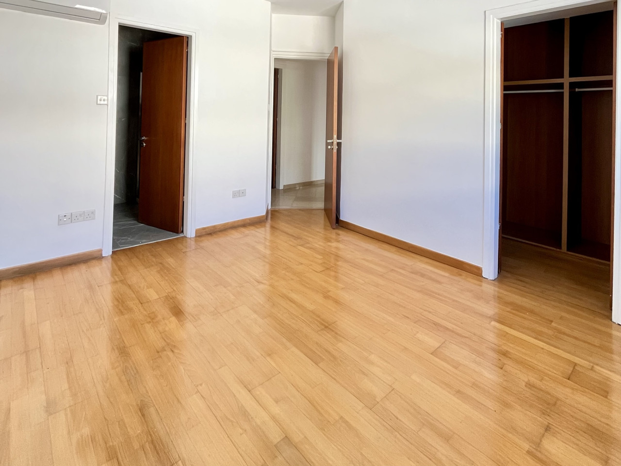 Apartment (Flat) in Acropoli, Nicosia for Rent
