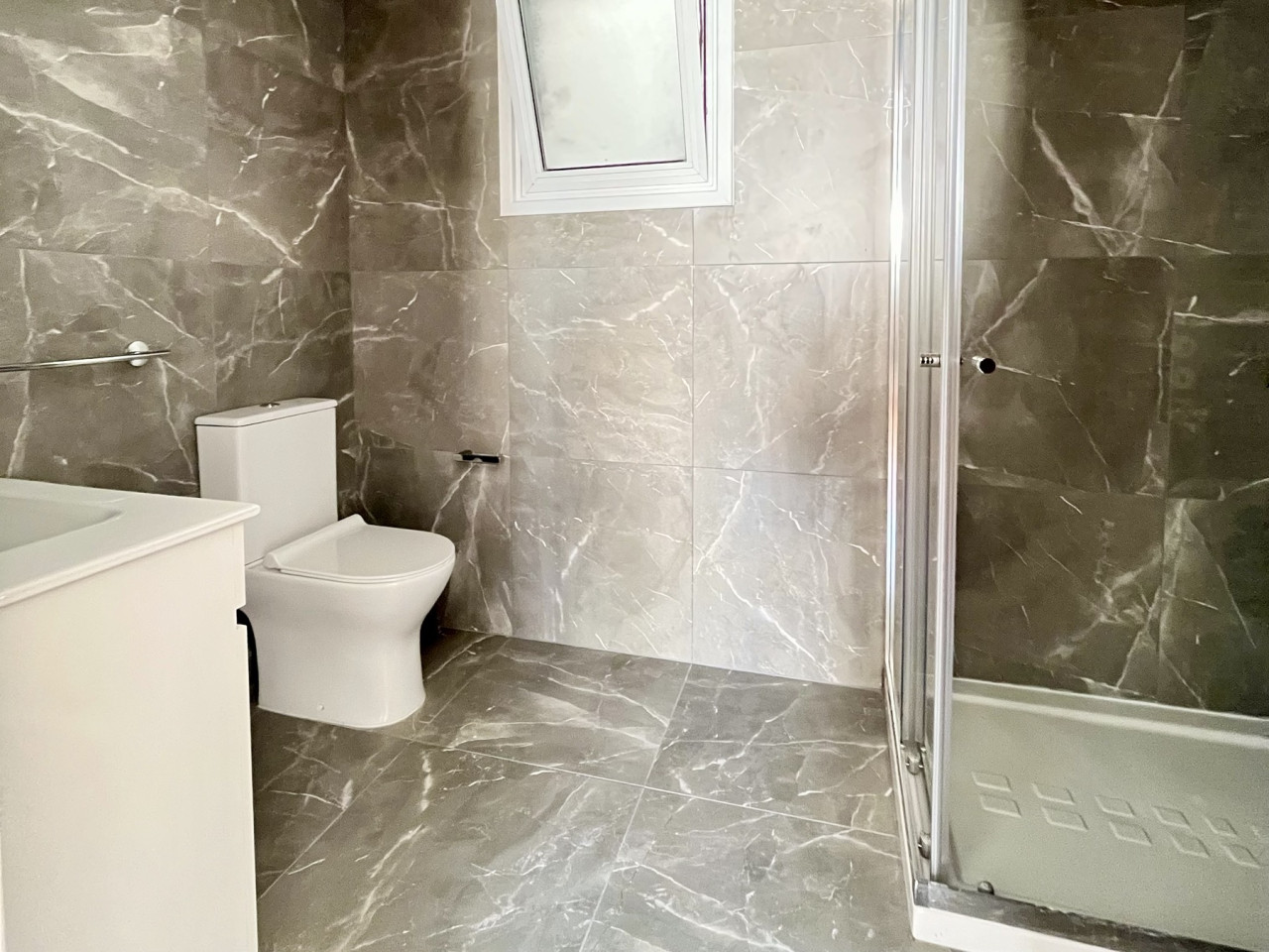 Apartment (Flat) in Acropoli, Nicosia for Rent