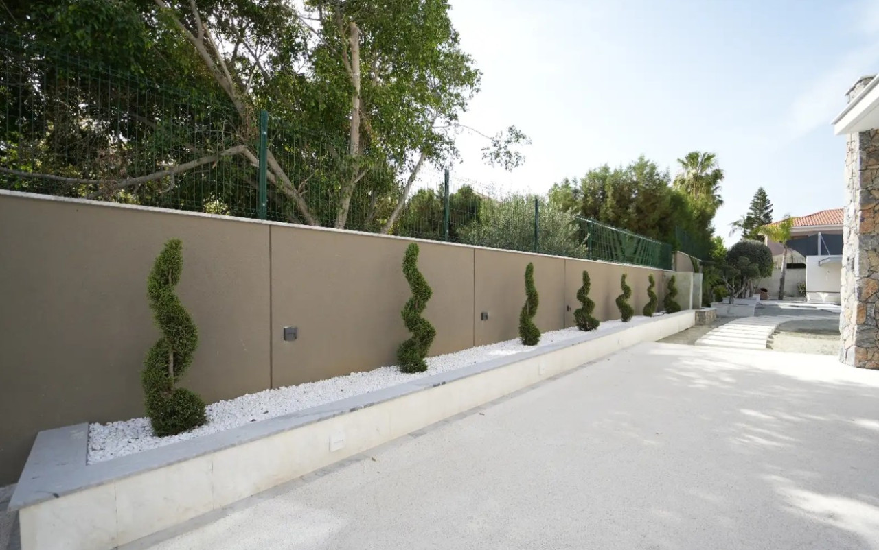 House (Detached) in Germasoyia Tourist Area, Limassol for Sale