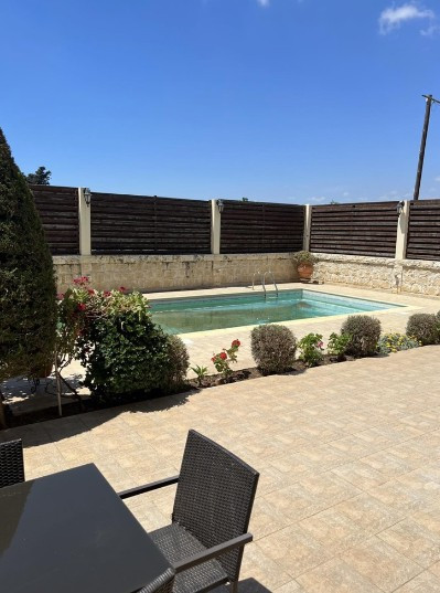 House (Semi detached) in Agios Spyridonas, Limassol for Sale