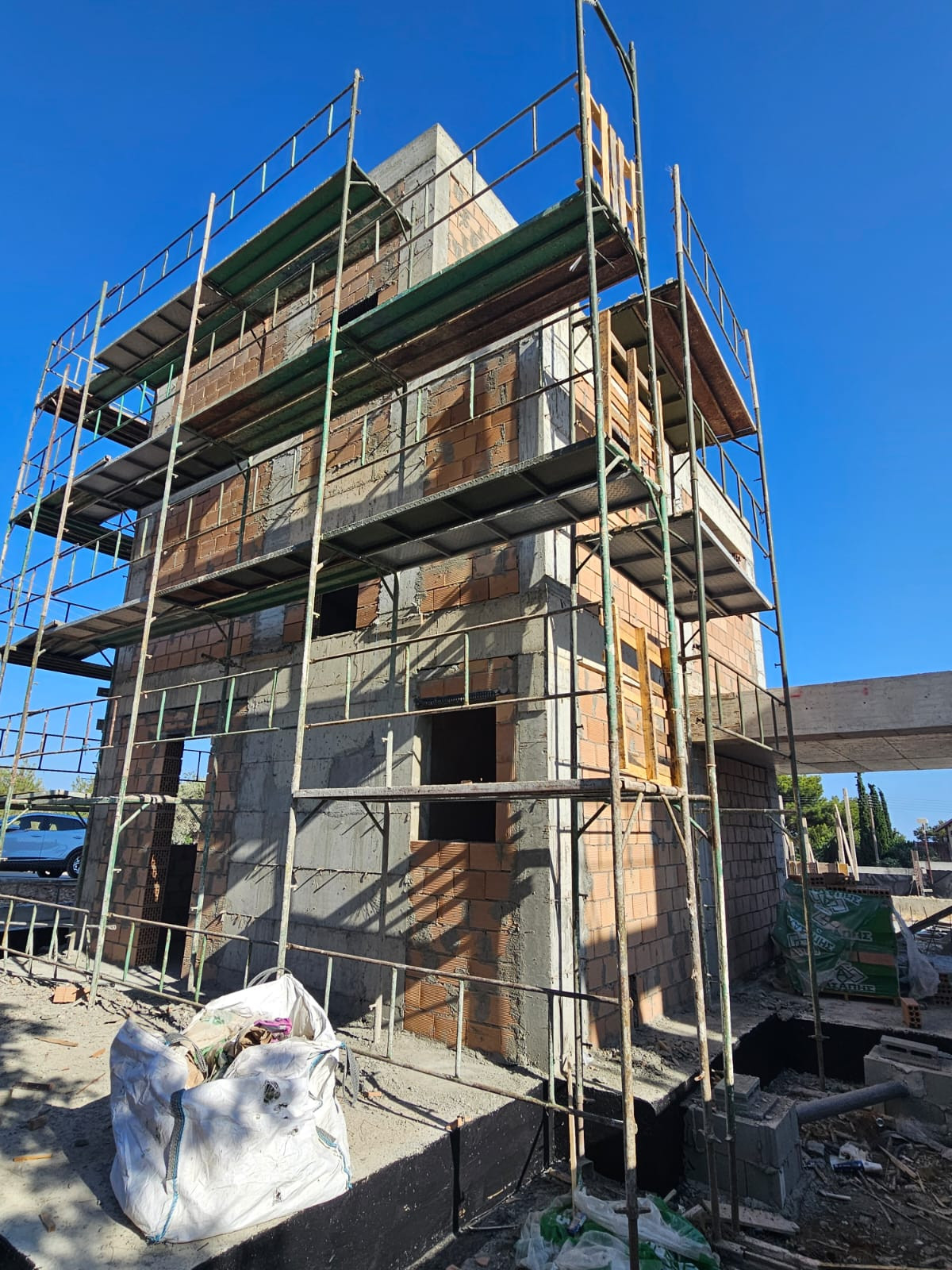 House (Detached) in Souni-Zanakia, Limassol for Sale