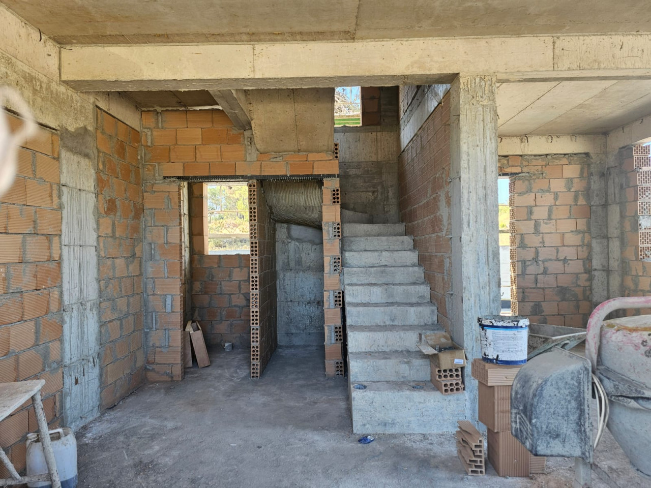 House (Detached) in Souni-Zanakia, Limassol for Sale