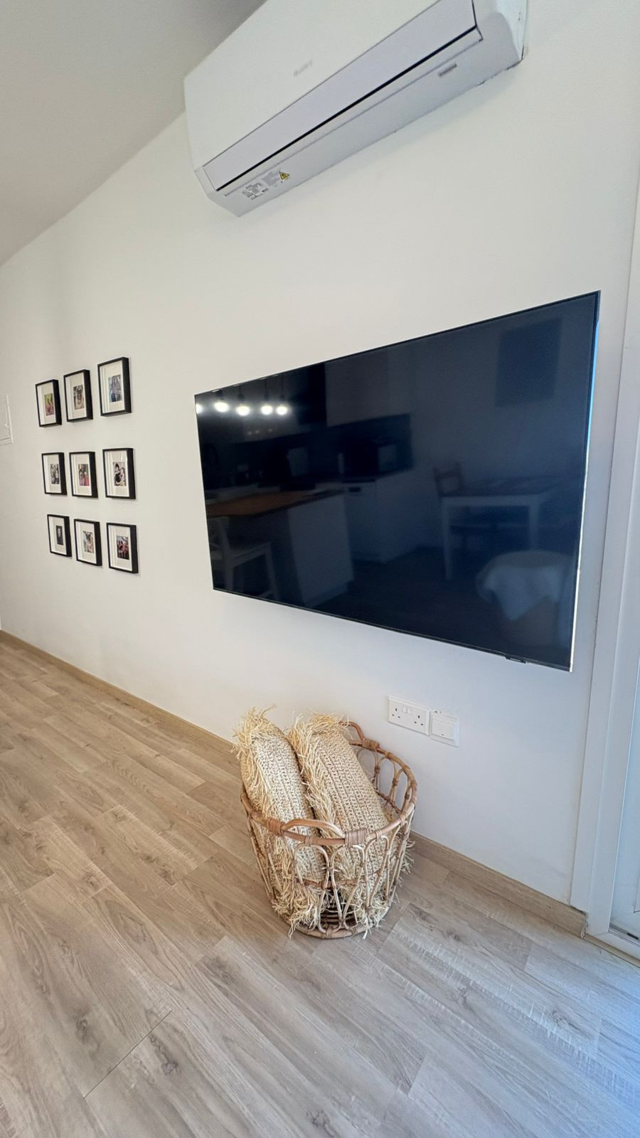 Apartment (Flat) in Agios Tychonas, Limassol for Rent