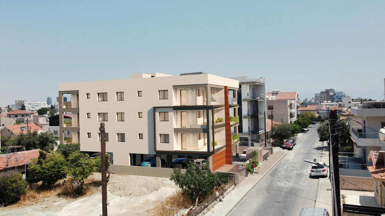 Apartment (Flat) in Petrou kai Pavlou, Limassol for Sale