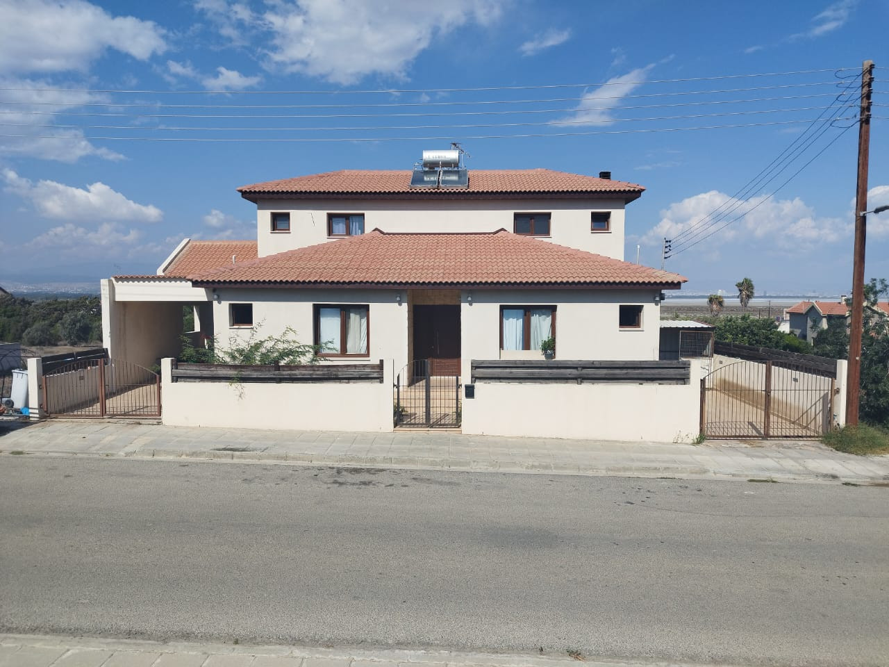 House (Detached) in Akrotiri, Limassol for Sale