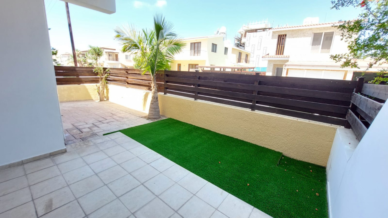 Apartment (Flat) in Universal, Paphos for Sale