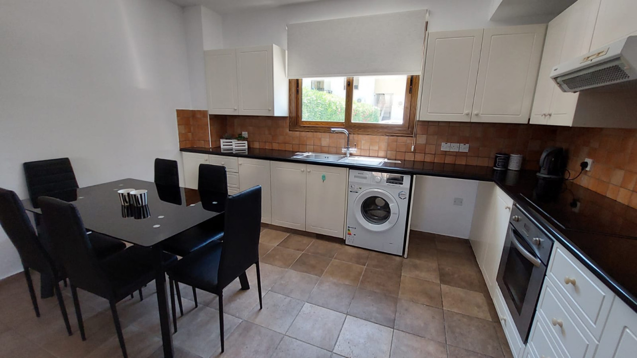 Apartment (Flat) in Universal, Paphos for Sale