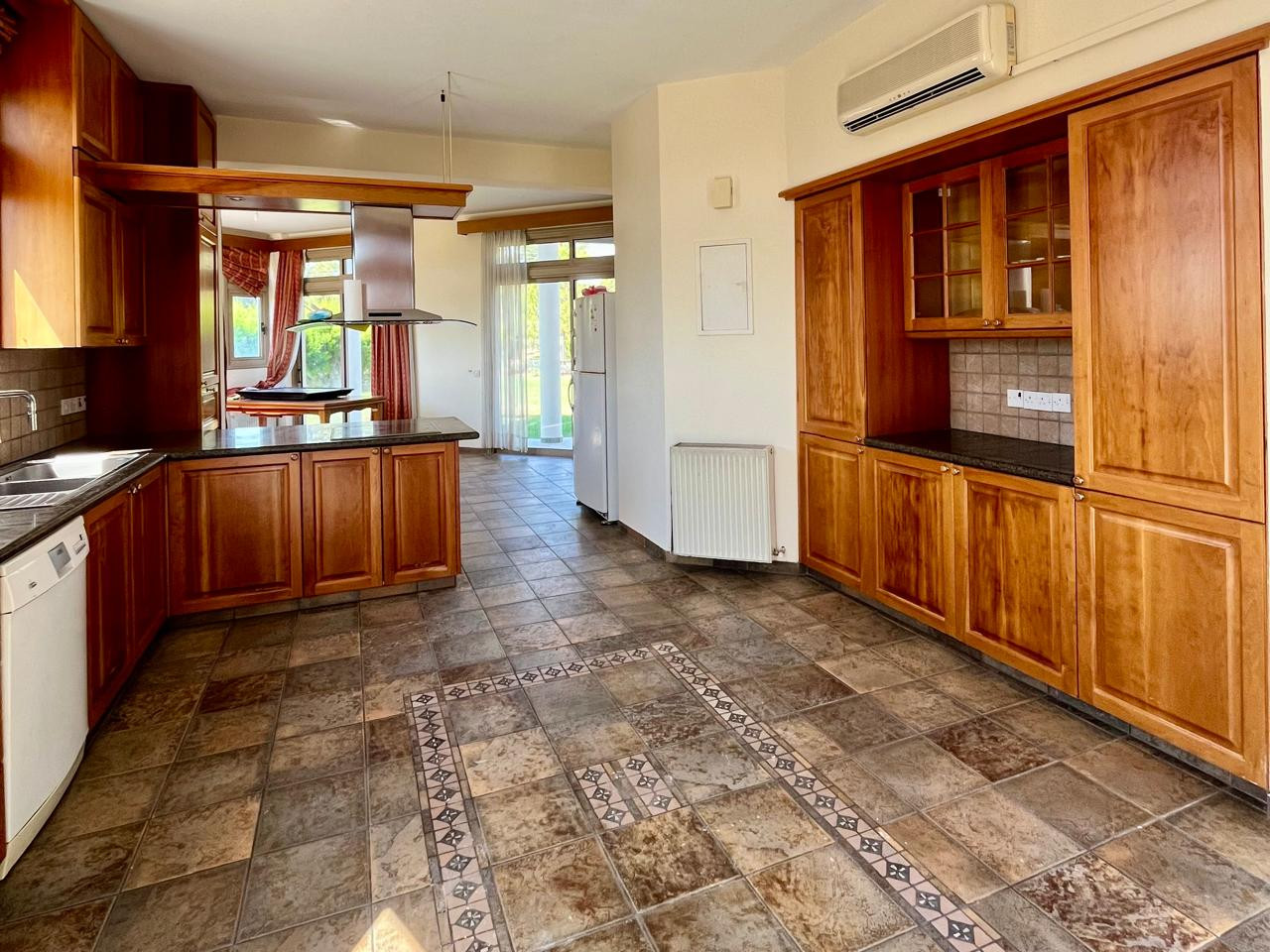 House (Detached) in Latsia, Nicosia for Sale