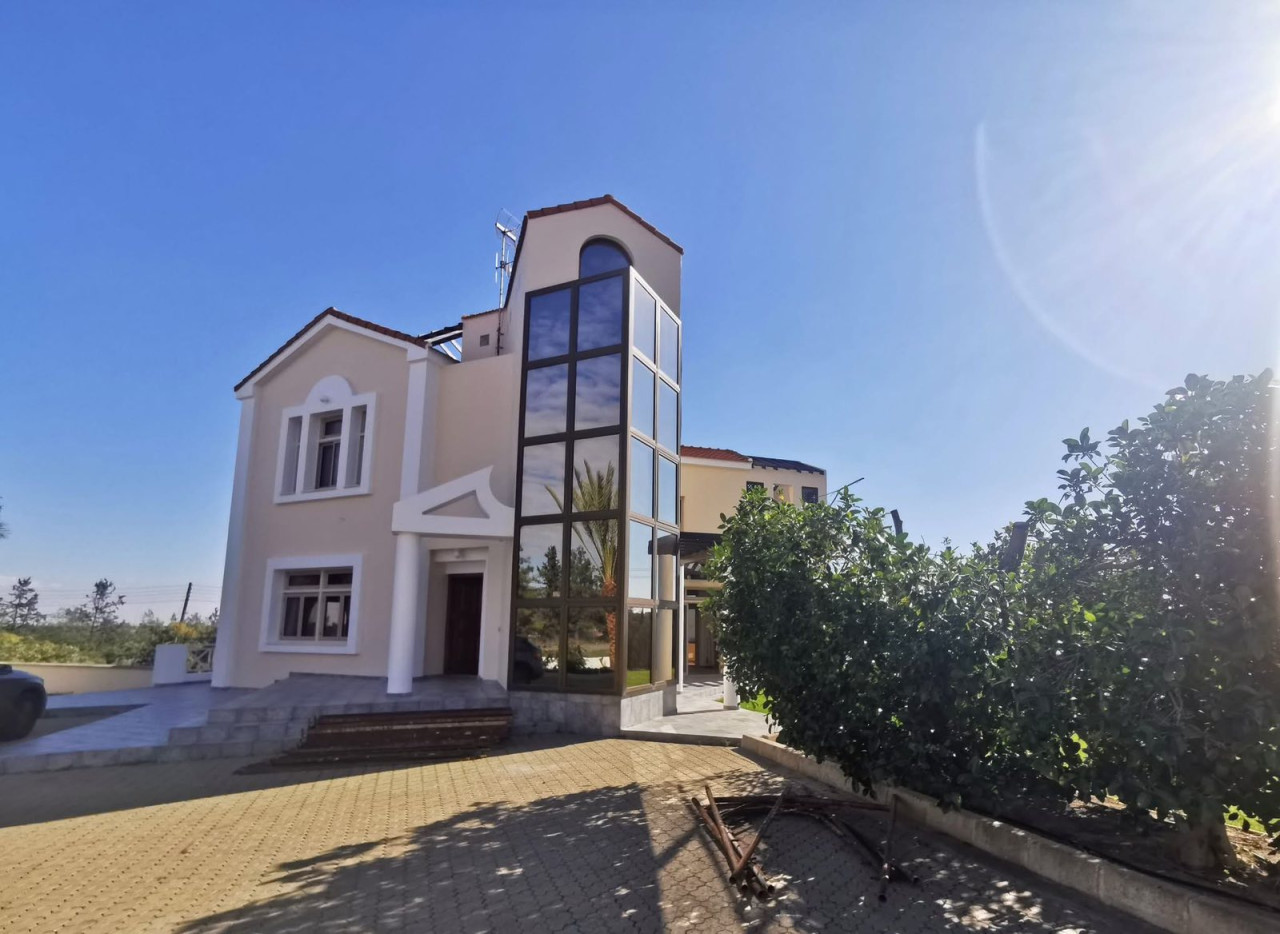 House (Detached) in Latsia, Nicosia for Sale