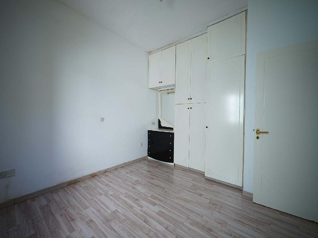 Apartment (Flat) in Pallouriotissa, Nicosia for Sale