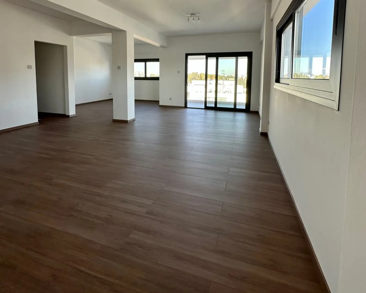 Apartment (Flat) in Agioi Omologites, Nicosia for Rent