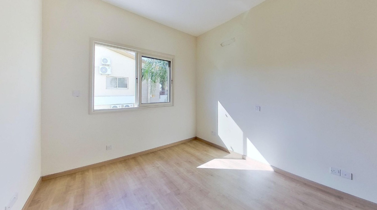 Apartment (Flat) in Zakaki, Limassol for Sale