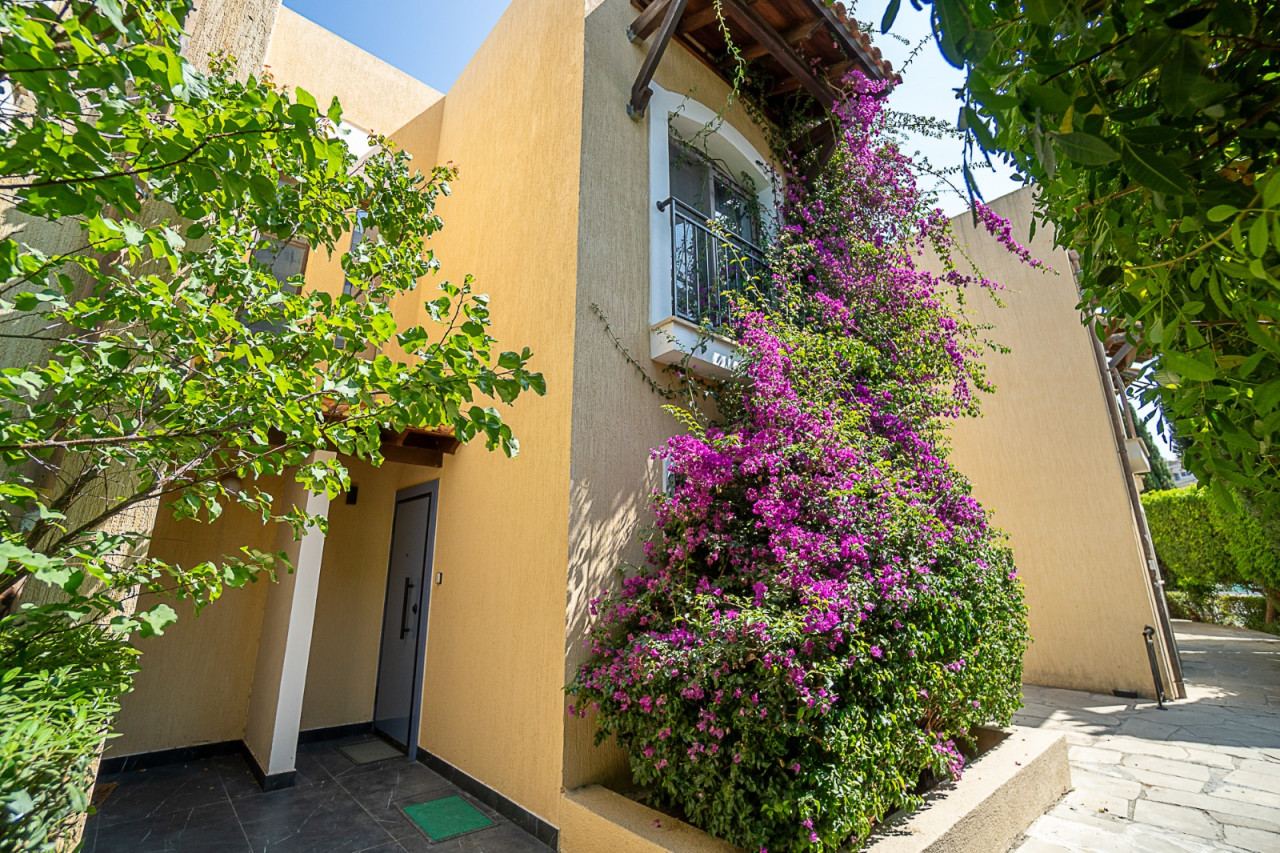 House (Maisonette) in Germasoyia Tourist Area, Limassol for Sale