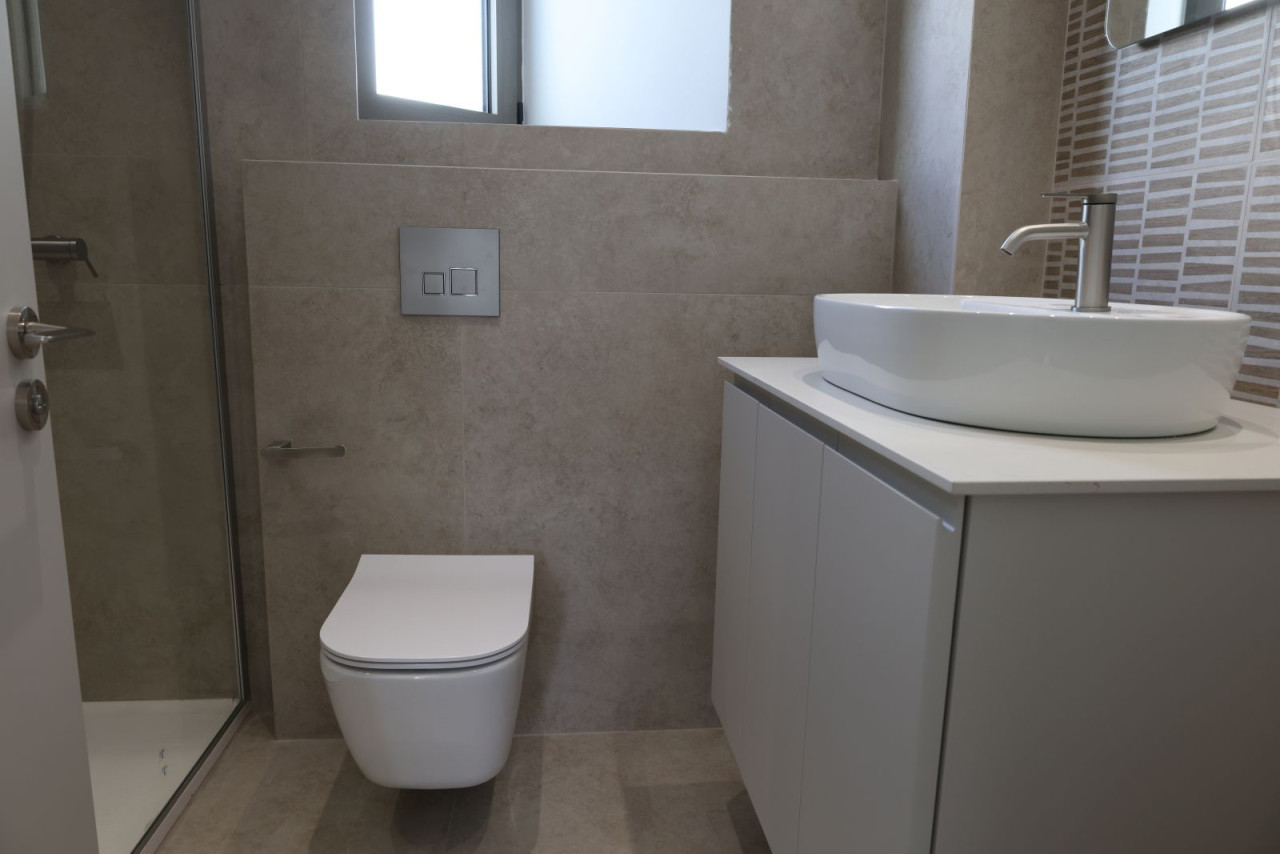 Apartment (Penthouse) in Agios Dometios, Nicosia for Rent