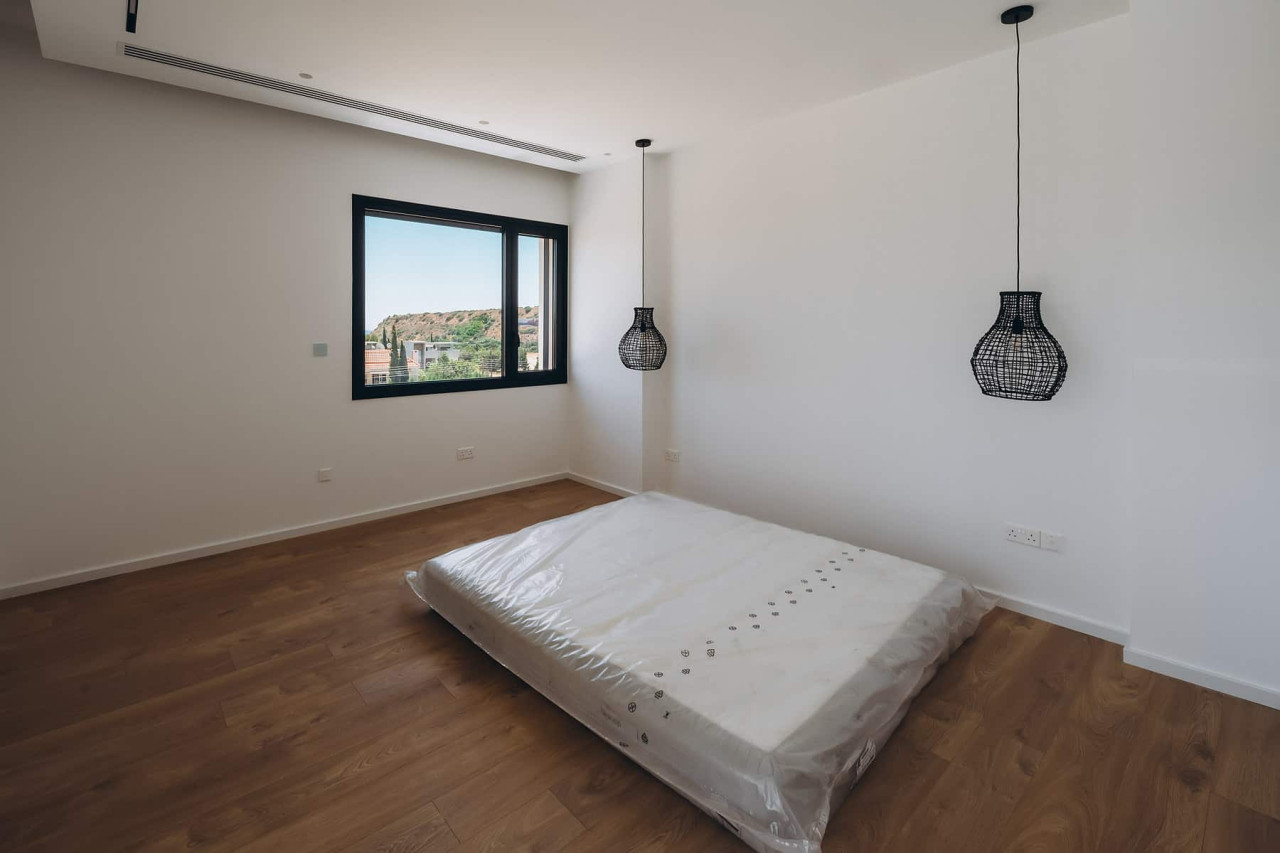 House (Detached) in Agios Tychonas, Limassol for Sale