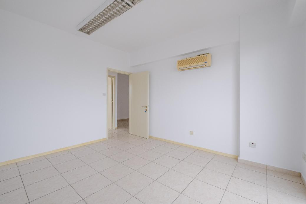 Commercial (Office) in Agios Antonios, Nicosia for Sale