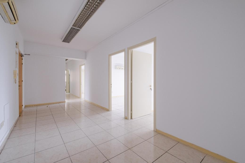 Commercial (Office) in Agios Antonios, Nicosia for Sale