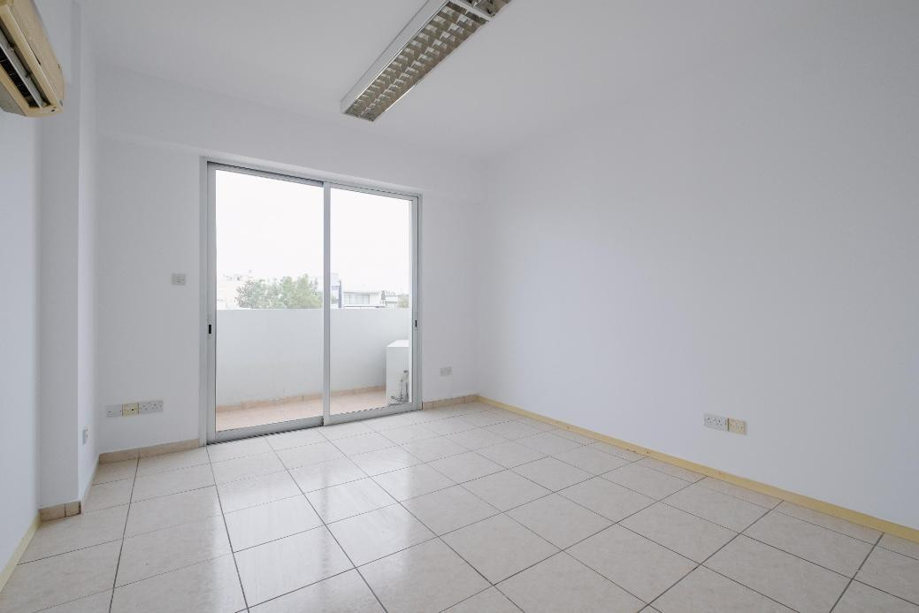 Commercial (Office) in Agios Antonios, Nicosia for Sale