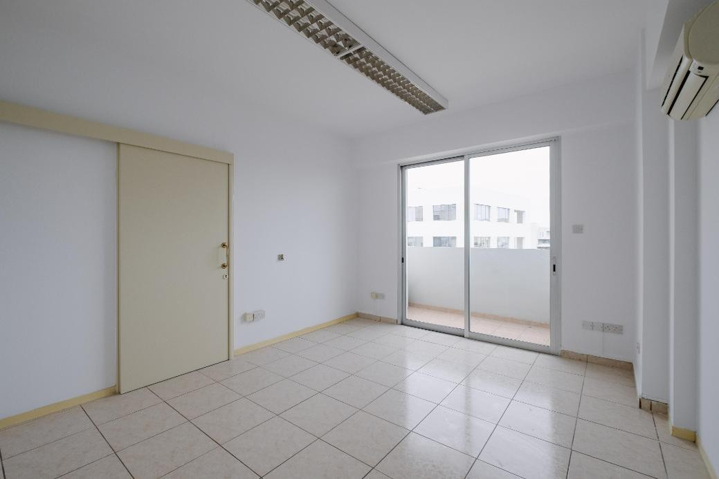 Commercial (Office) in Agios Antonios, Nicosia for Sale