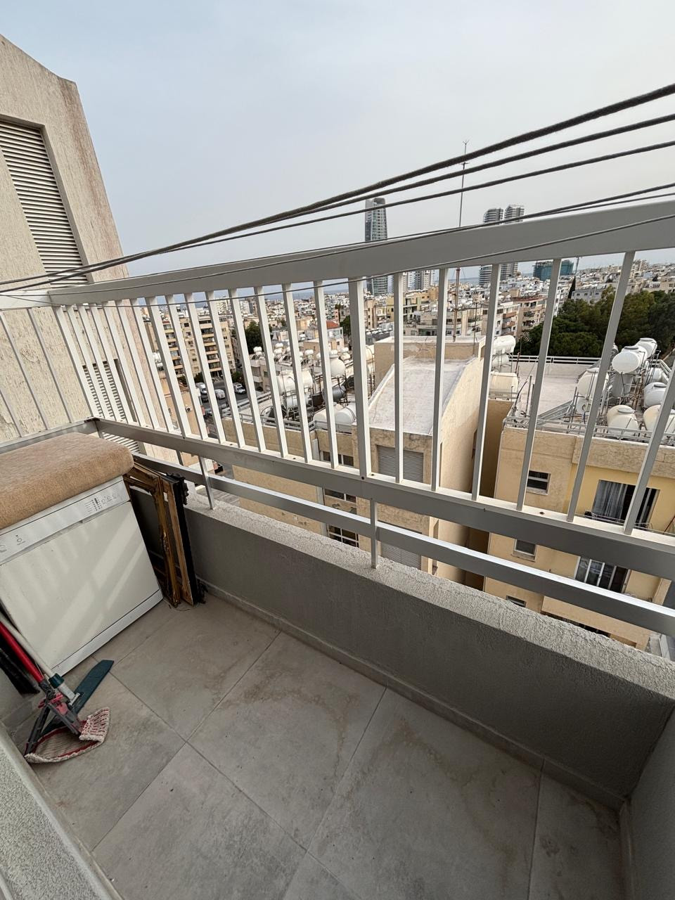 Apartment (Penthouse) in Neapoli, Limassol for Sale