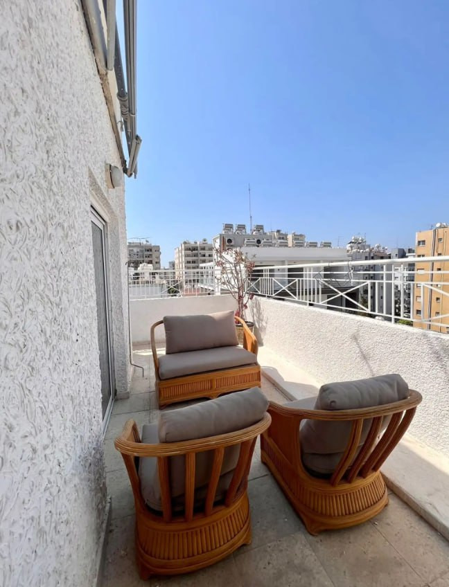 Apartment (Flat) in Neapoli, Limassol for Rent