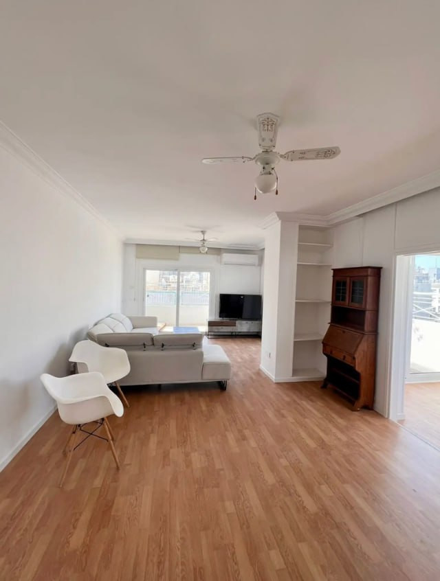 Apartment (Flat) in Neapoli, Limassol for Rent