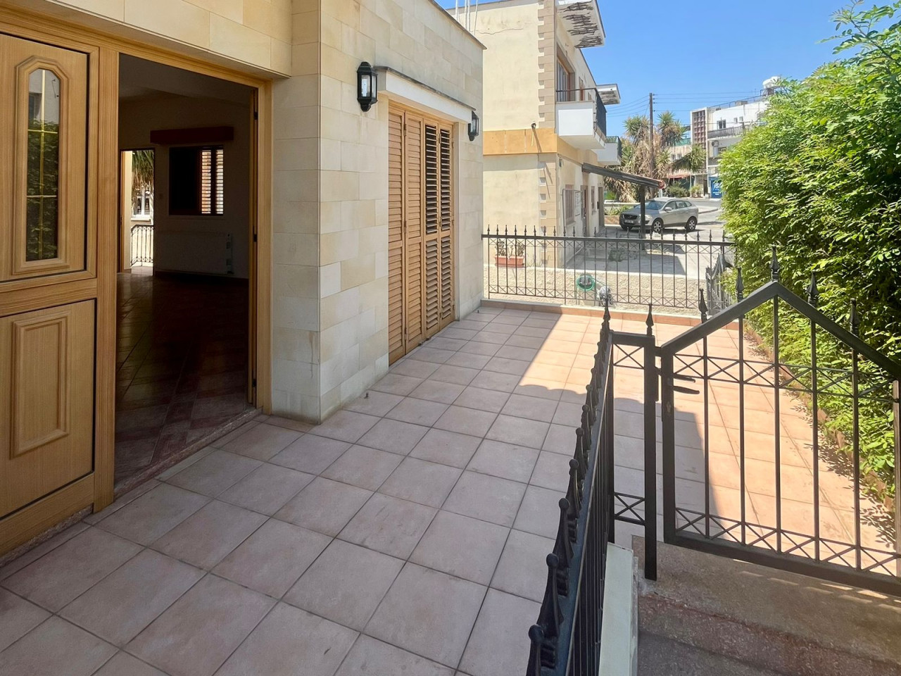 House (Semi detached) in Agios Dometios, Nicosia for Sale