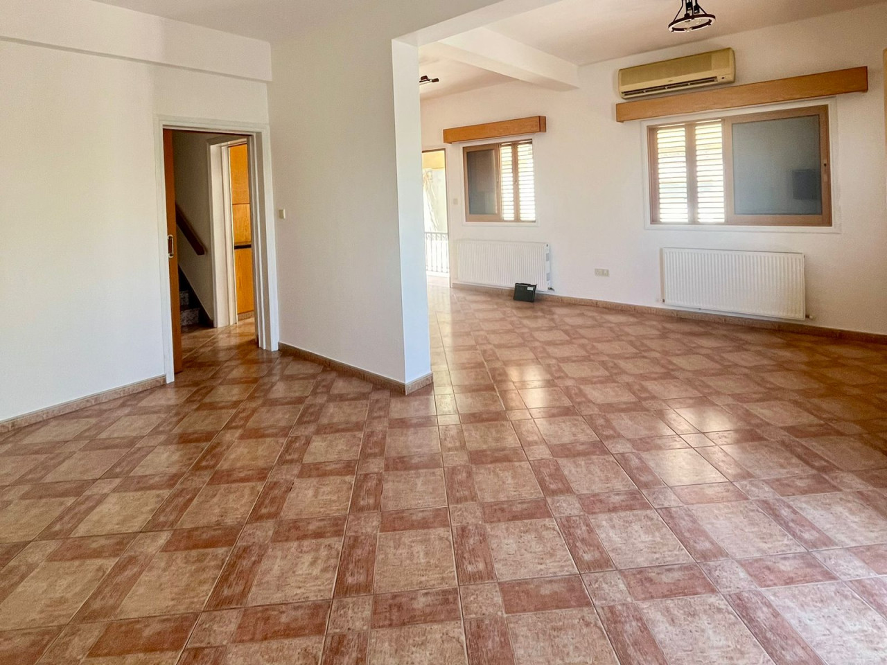 House (Semi detached) in Agios Dometios, Nicosia for Sale