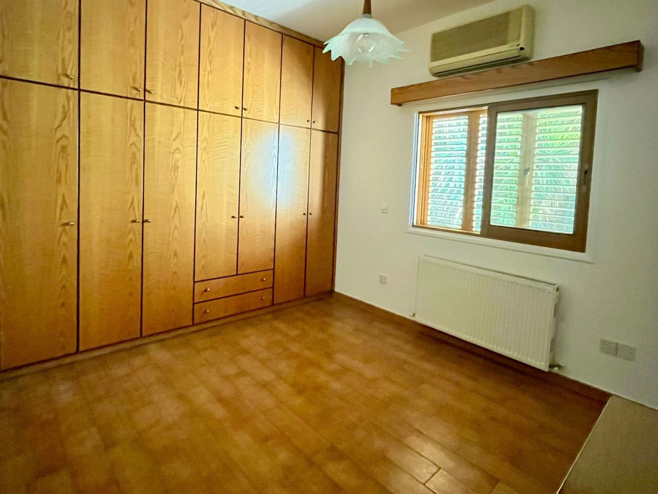 House (Semi detached) in Agios Dometios, Nicosia for Sale