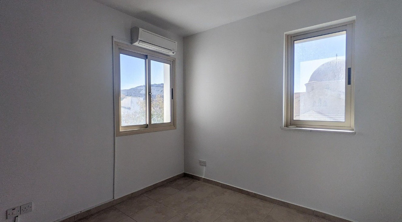 Apartment (Flat) in Agios Tychonas, Limassol for Rent