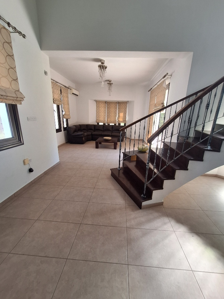 House (Detached) in Oroklini, Larnaca for Sale