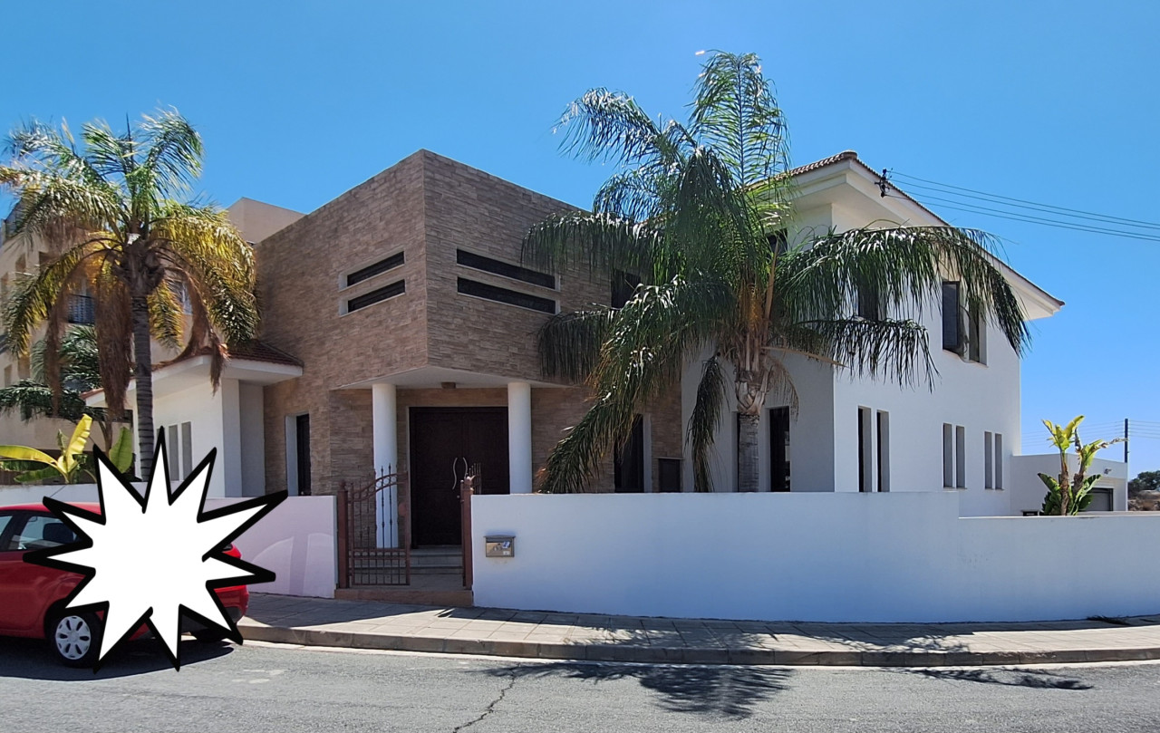 House (Detached) in Oroklini, Larnaca for Sale
