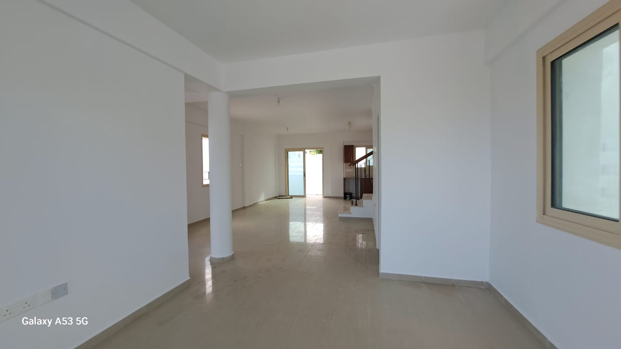 House (Detached) in Emba, Paphos for Sale