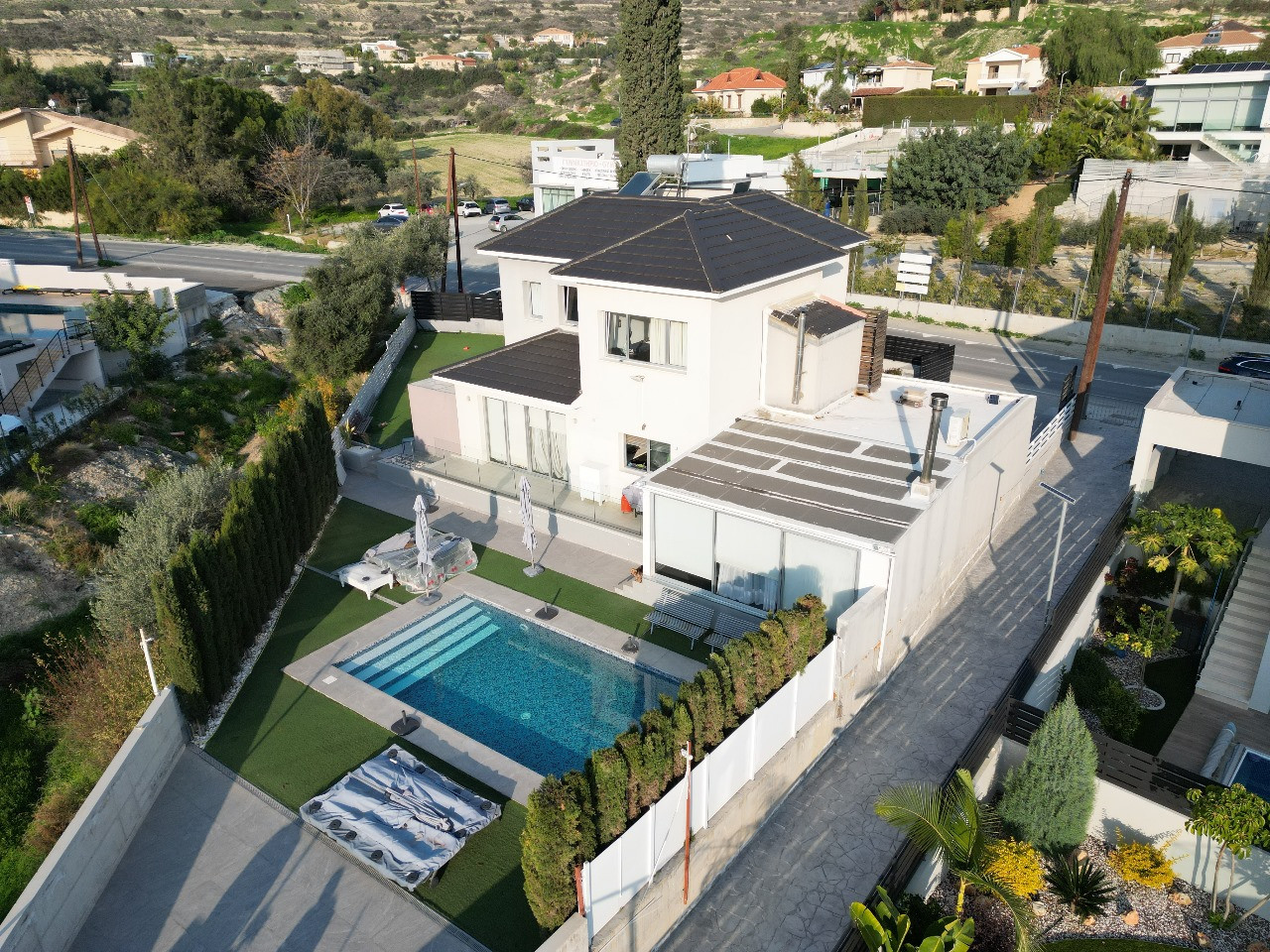 House (Detached) in Agios Tychonas, Limassol for Rent