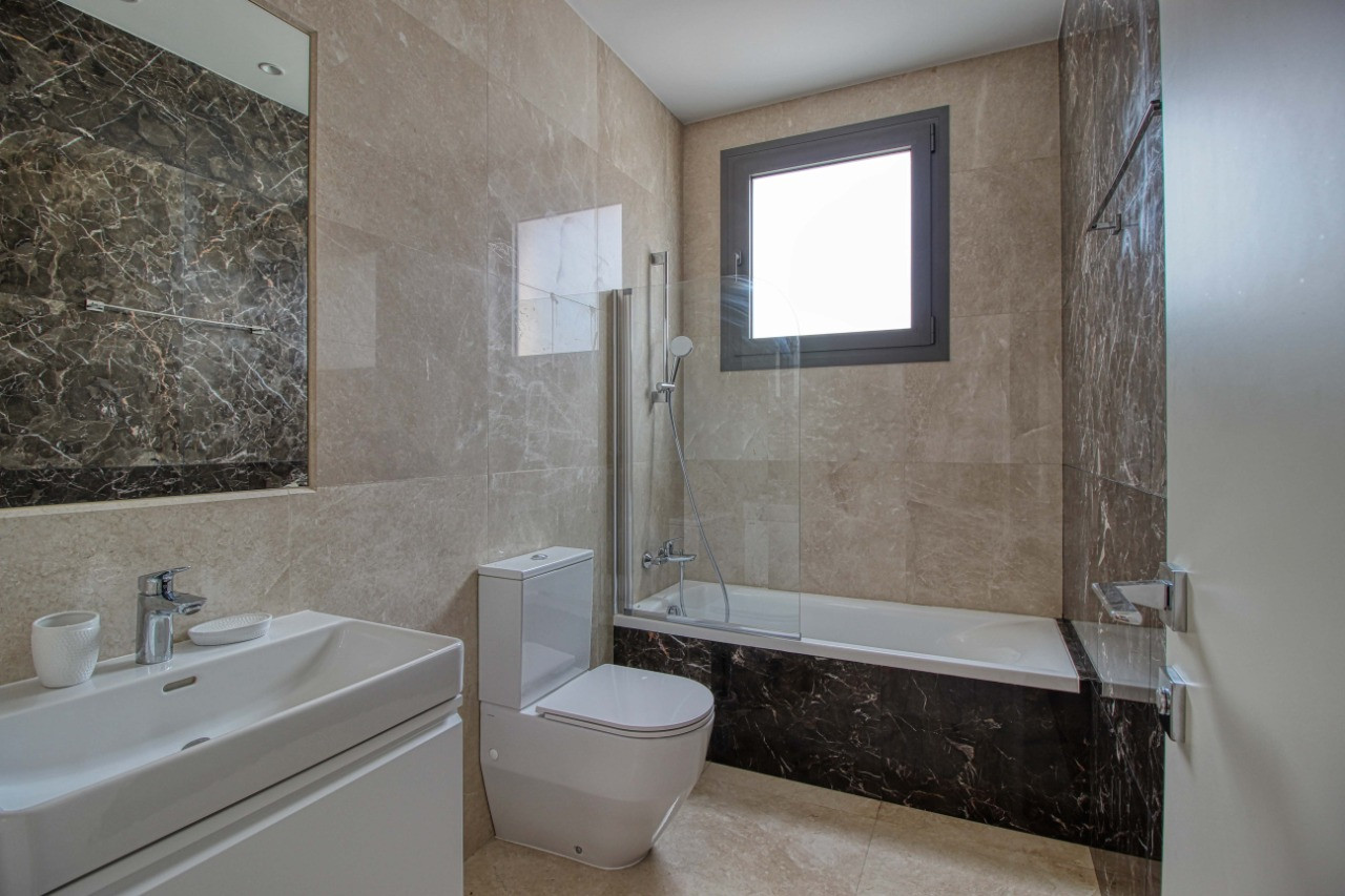 Apartment (Flat) in Papas Area, Limassol for Rent