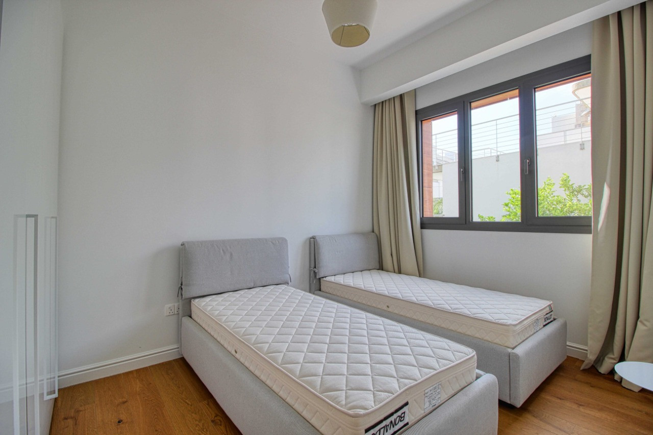 Apartment (Flat) in Papas Area, Limassol for Rent