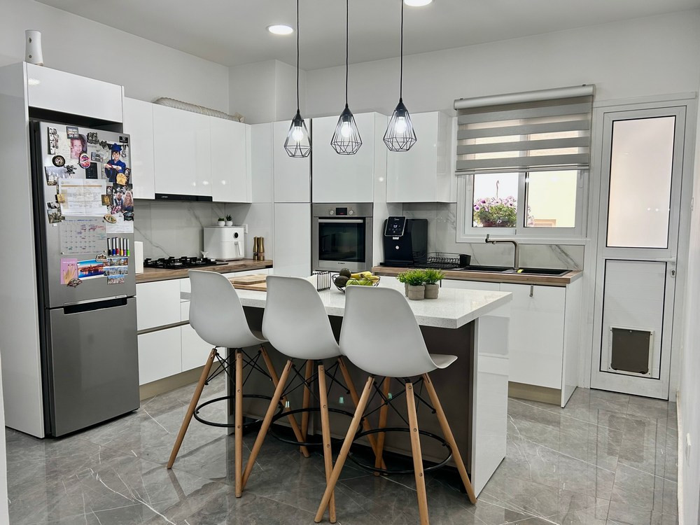 Apartment (Flat) in City Center, Limassol for Sale