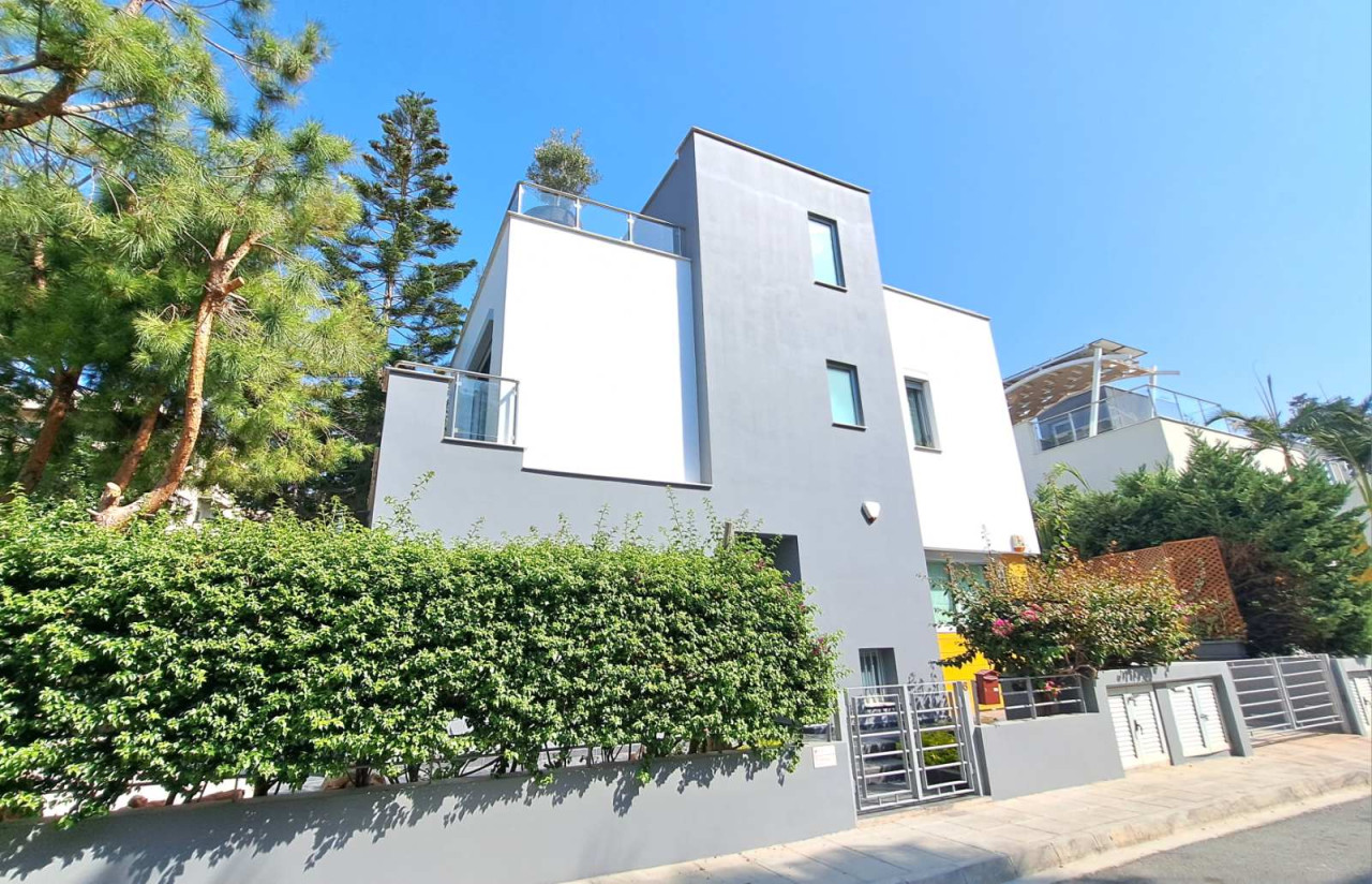 House (Detached) in Germasoyia Tourist Area, Limassol for Rent