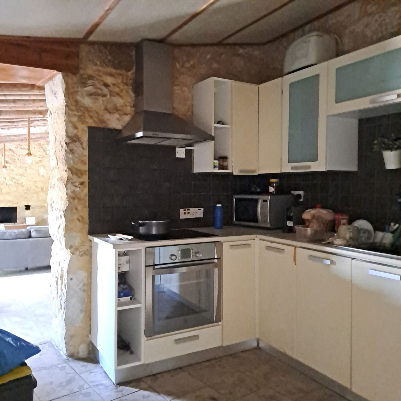 House (Semi detached) in Agios Tychonas, Limassol for Sale