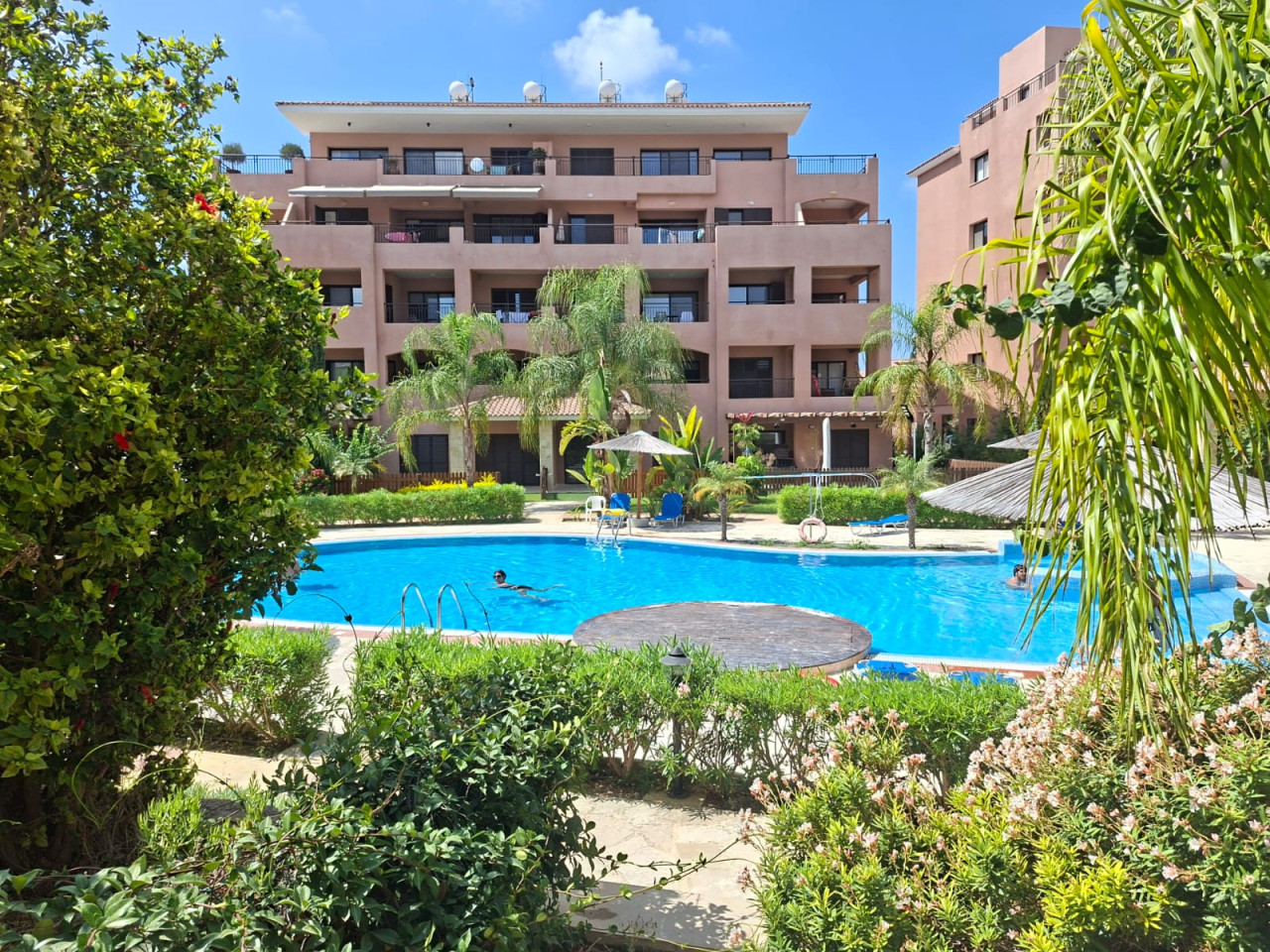 House (Maisonette) in Kato Paphos, Paphos for Sale