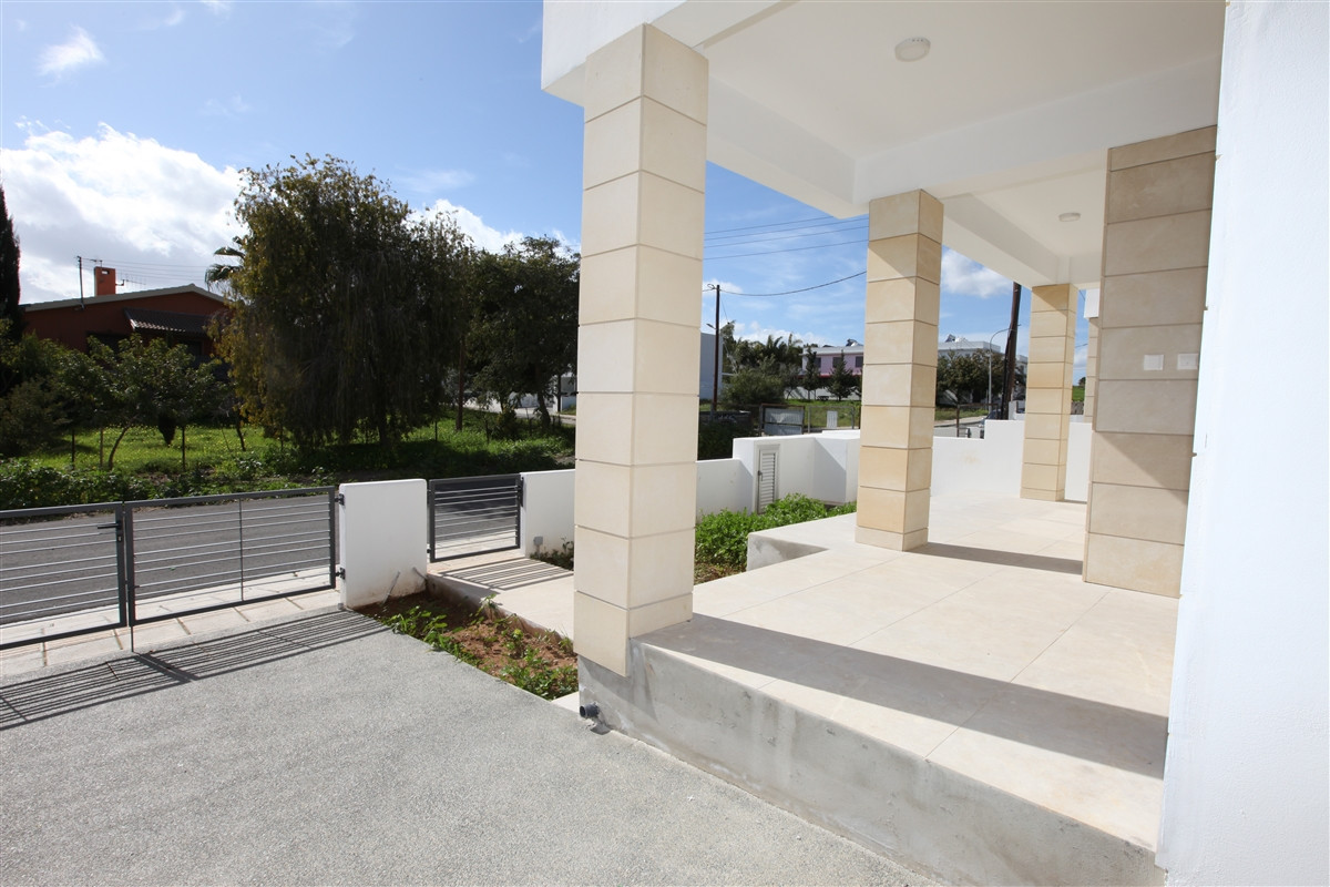 House (Semi detached) in Strovolos, Nicosia for Rent