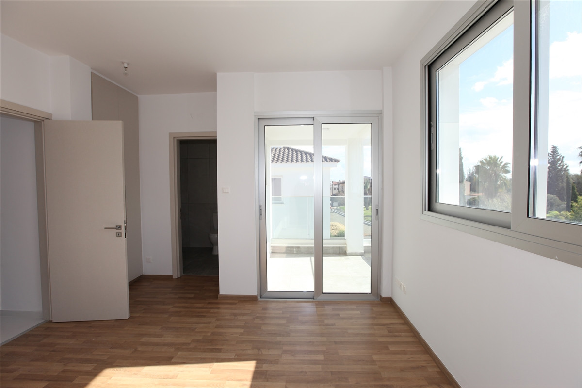 House (Semi detached) in Strovolos, Nicosia for Rent