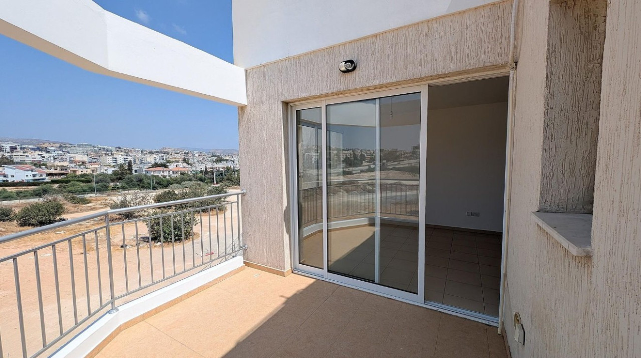 Apartment (Flat) in Mesa Geitonia, Limassol for Sale