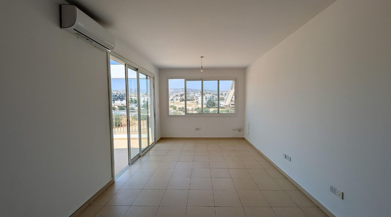 Apartment (Flat) in Mesa Geitonia, Limassol for Sale