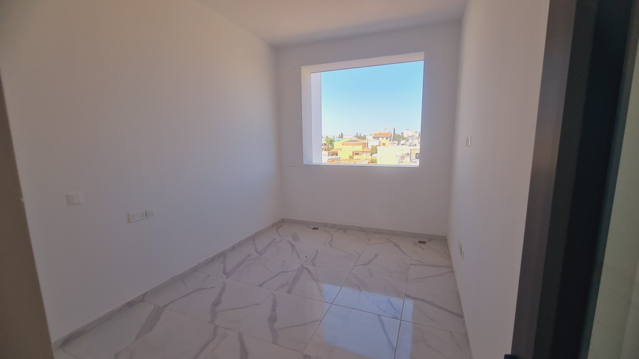 Apartment (Flat) in Zakaki, Limassol for Rent