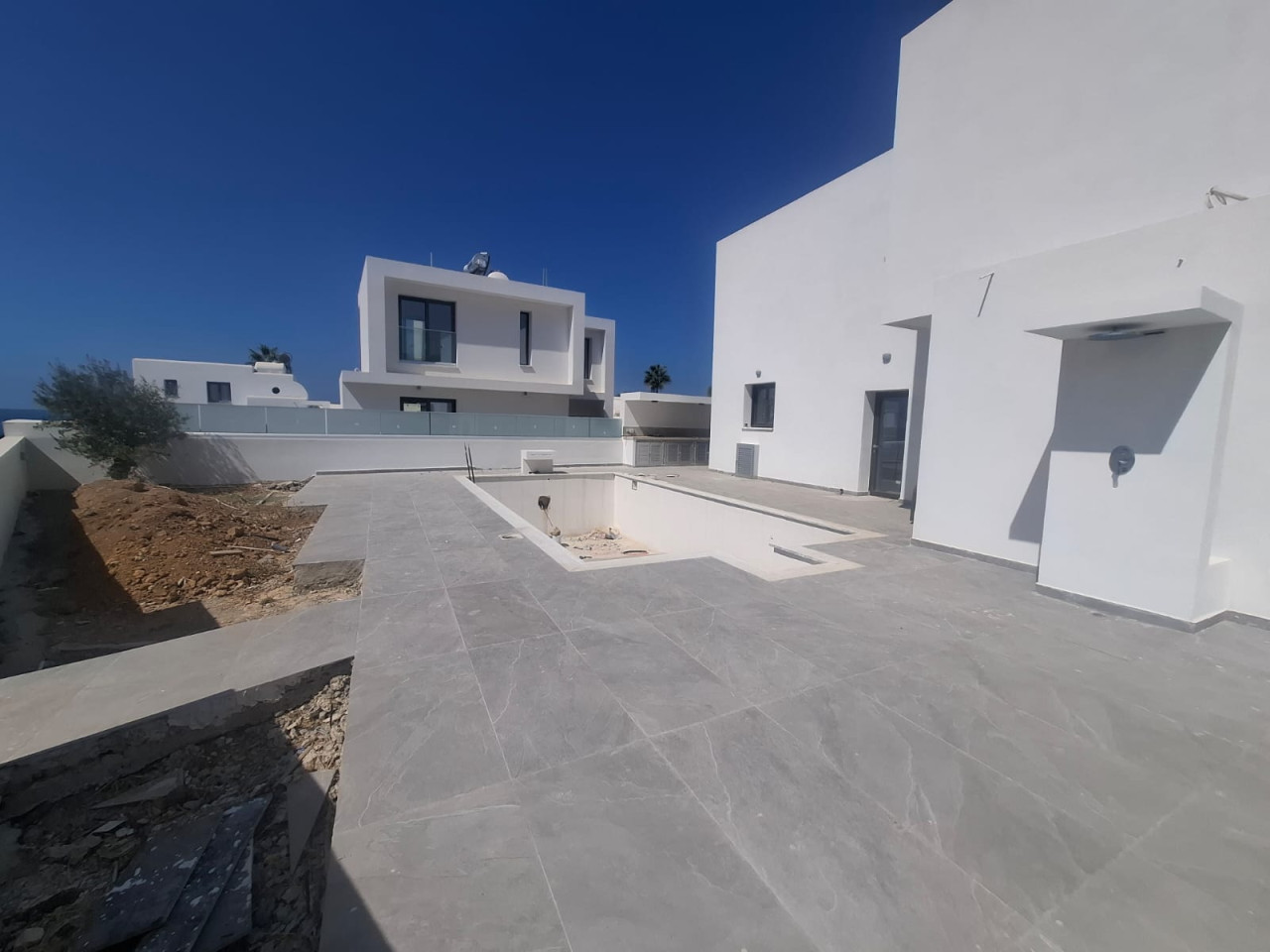 House (Detached) in Kissonerga, Paphos for Sale