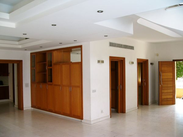 House (Detached) in Aglantzia, Nicosia for Sale