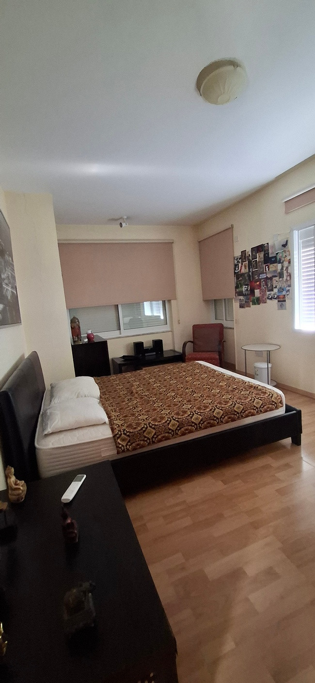 Apartment (Penthouse) in Polemidia (Kato), Limassol for Sale