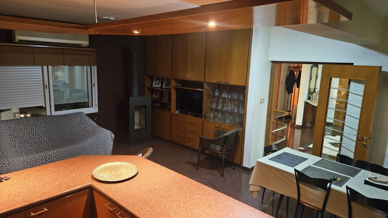 Apartment (Penthouse) in Polemidia (Kato), Limassol for Sale